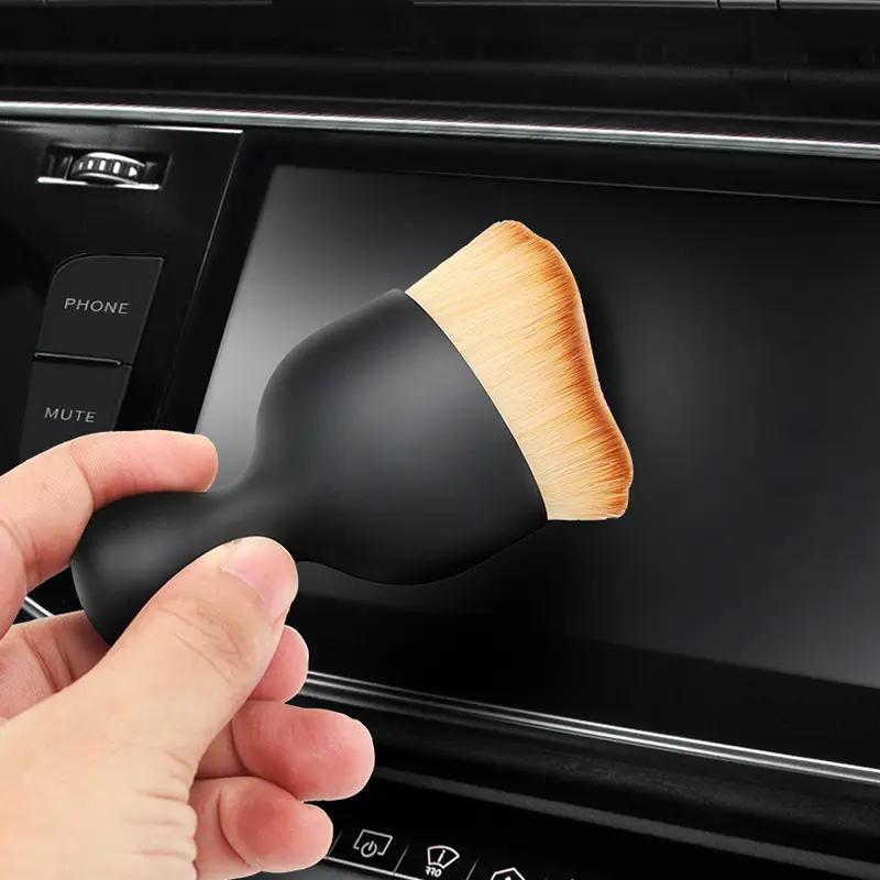 Urban™ Detailing Car Vent Brush - Image 3